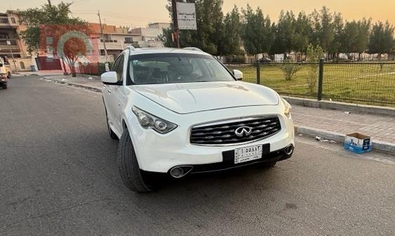 ئینفینیتی FX